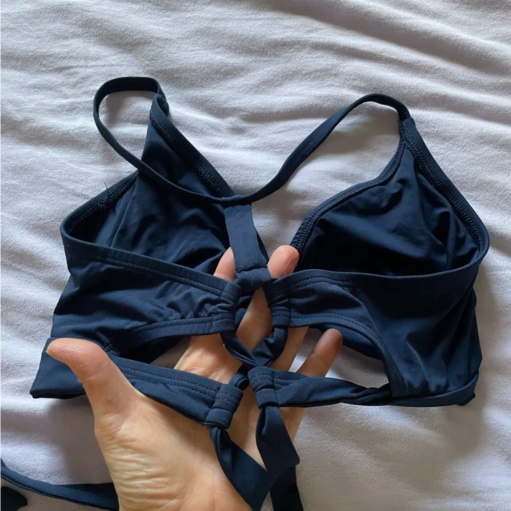 Women’s Bikini Tops
